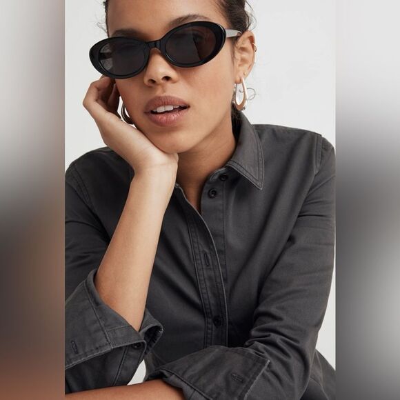 Madewell Darted Button-Up Shirt in (Re)generative Chino - Picture 5 of 7